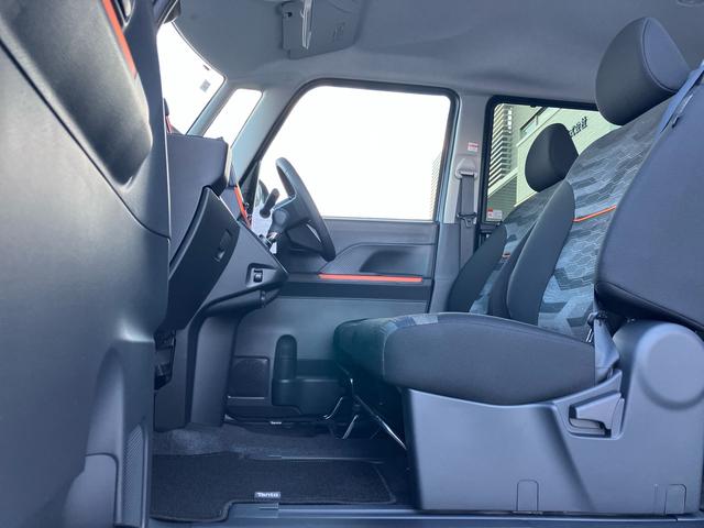 タントファンクロスターボ４ＷＤ　ＣＶＴ　６６０ｃｃ　両側電動スライドドア　衝突被害軽減ブレーキ　横滑り防止装置　ＡＢＳ　アイドリングストップ　プッシュボタンスタート　前席シートヒーター　ベンチシート　オートエアコン（福島県）の中古車