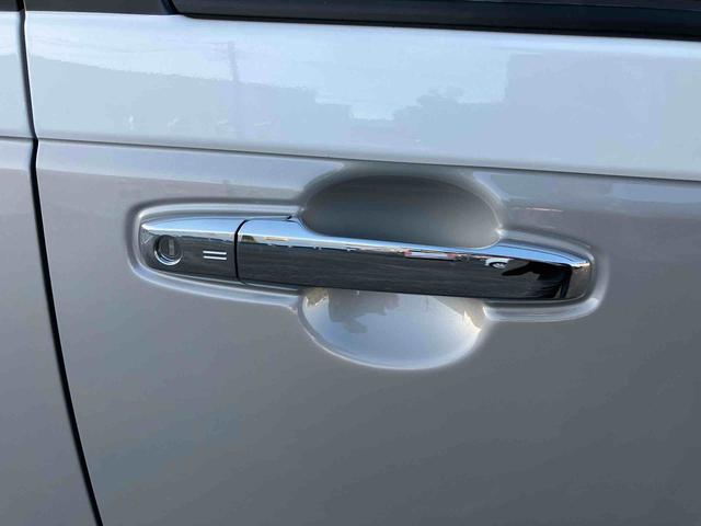 ムーヴキャンバスストライプスＧ２ＷＤ　ＣＶＴ　６６０ｃｃ　衝突被害軽減ブレーキ　横滑り防止装置　ＡＢＳ　アイドリングストップ　プッシュボタンスタート　両側電動スライドドア　ディスプレイオーディオ　バックモニター　シートヒーター（福島県）の中古車