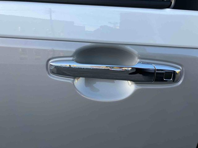 ムーヴキャンバスストライプスＧ２ＷＤ　ＣＶＴ　６６０ｃｃ　衝突被害軽減ブレーキ　横滑り防止装置　ＡＢＳ　アイドリングストップ　プッシュボタンスタート　両側電動スライドドア　ディスプレイオーディオ　バックモニター　シートヒーター（福島県）の中古車