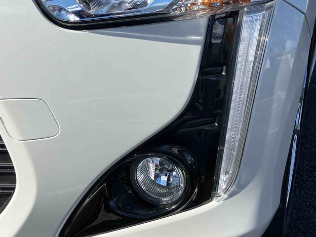 コペンローブ S2WD CVT 660cc 純正ナビ ターボ 電動開閉ルーフ パドルシフト アイドリングストップ プッシュボタンスタート ABS MOMOステアリング オートエアコン シートヒーター(福島県)の中古車