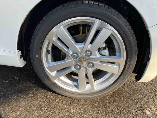 コペンローブ S2WD CVT 660cc 純正ナビ ターボ 電動開閉ルーフ パドルシフト アイドリングストップ プッシュボタンスタート ABS MOMOステアリング オートエアコン シートヒーター(福島県)の中古車