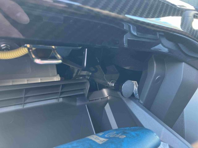 コペンローブ S2WD CVT 660cc 純正ナビ ターボ 電動開閉ルーフ パドルシフト アイドリングストップ プッシュボタンスタート ABS MOMOステアリング オートエアコン シートヒーター(福島県)の中古車