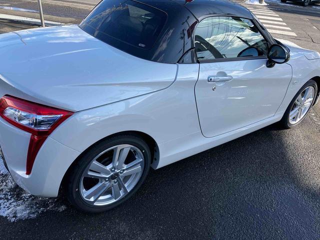 コペンローブ S2WD CVT 660cc 純正ナビ ターボ 電動開閉ルーフ パドルシフト アイドリングストップ プッシュボタンスタート ABS MOMOステアリング オートエアコン シートヒーター(福島県)の中古車