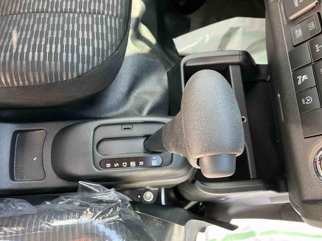 ハイゼットトラックジャンボエクストラ 4WD 届出済未使用車4WD CVT 660cc デフロック 衝突被害軽減ブレーキ 横滑り防止装置 ABS アイドリングストップ プッシュボタンスタート エアコン パワーステアリング パワーウィンドウ 届出済未使用車(福島県)の中古車