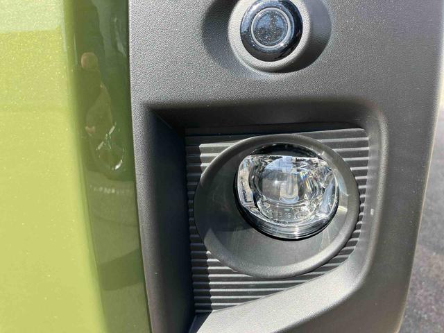 タフトＧターボ　ダーククロムベンチャー４ＷＤ　ＣＶＴ　６６０ｃｃ　クルーズコントロール　スカイフィールトップ　衝突被害軽減ブレーキ　横滑り防止装置　ＡＢＳ　アイドリングストップ　プッシュボタンスタート　前席シートヒーター（福島県）の中古車