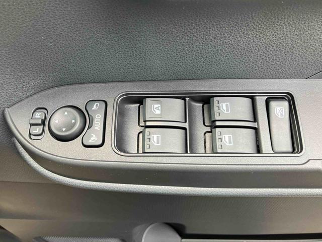 タントカスタムXリミテッド2WD 660cc CVT ETC車載器 衝突被害軽減ブレーキ 横滑り防止装置 ABS アイドリングストップ プッシュボタンスタート 両側電動スライドドア フォグランプ クルーズコントロール(福島県)の中古車