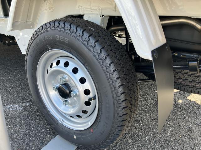 ハイゼットトラックジャンボエクストラ４ＷＤ　ＣＶＴ　６６０ＣＣ　未使用車　荷台作業灯　オーディオ付き　バックカメラ付き　オートライト　衝突被害軽減ブレーキ　　横滑り防止機能　コーナーセンサー　マニュアルエアコン　キーレス（福島県）の中古車