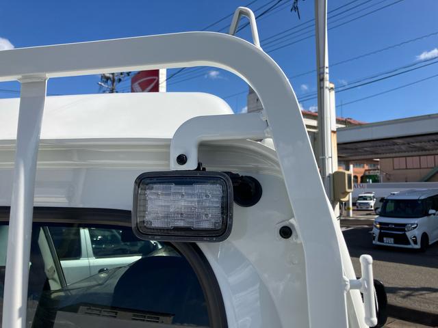 ハイゼットトラックジャンボエクストラ４ＷＤ　ＣＶＴ　６６０ＣＣ　未使用車　荷台作業灯　オーディオ付き　バックカメラ付き　オートライト　衝突被害軽減ブレーキ　　横滑り防止機能　コーナーセンサー　マニュアルエアコン　キーレス（福島県）の中古車