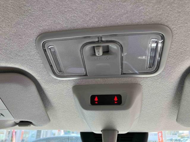 ムーヴＲＳ２ＤＷ　ターボ車　純正アルミホイール　純正ナビ装着　バックカメラ　クルーズコントロール　両側スライドドア　電動パーキングブレーキ　運転席・助手席シートヒーター　オートライト　オートブレーキホールド機能（福島県）の中古車