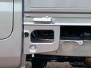 ４ＷＤ　ＣＶＴ　６６０ｃｃ　衝突被害軽減ブレーキ　横滑り防止装置　ＡＢＳ　運転席・助手席エアバッグ　アイドリングストップ　リヤ４枚リーフスプリング　荷台作業灯　あゆみ板掛テールゲート（福島県）の中古車