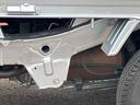 ４ＷＤ　ＣＶＴ　６６０ｃｃ　衝突被害軽減ブレーキ　横滑り防止装置　ＡＢＳ　運転席・助手席エアバッグ　アイドリングストップ　リヤ４枚リーフスプリング　荷台作業灯　あゆみ板掛テールゲート（福島県）の中古車