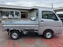 ４ＷＤ　ＣＶＴ　６６０ｃｃ　衝突被害軽減ブレーキ　横滑り防止装置　ＡＢＳ　運転席・助手席エアバッグ　アイドリングストップ　リヤ４枚リーフスプリング　荷台作業灯　あゆみ板掛テールゲート（福島県）の中古車
