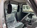 ４ＷＤ　ＣＶＴ　６６０ｃｃ　衝突被害軽減ブレーキ　横滑り防止装置　ＡＢＳ　運転席・助手席エアバッグ　アイドリングストップ　リヤ４枚リーフスプリング　荷台作業灯　あゆみ板掛テールゲート（福島県）の中古車