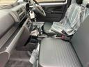 ４ＷＤ　ＣＶＴ　６６０ｃｃ　衝突被害軽減ブレーキ　横滑り防止装置　ＡＢＳ　運転席・助手席エアバッグ　アイドリングストップ　リヤ４枚リーフスプリング　荷台作業灯　あゆみ板掛テールゲート（福島県）の中古車