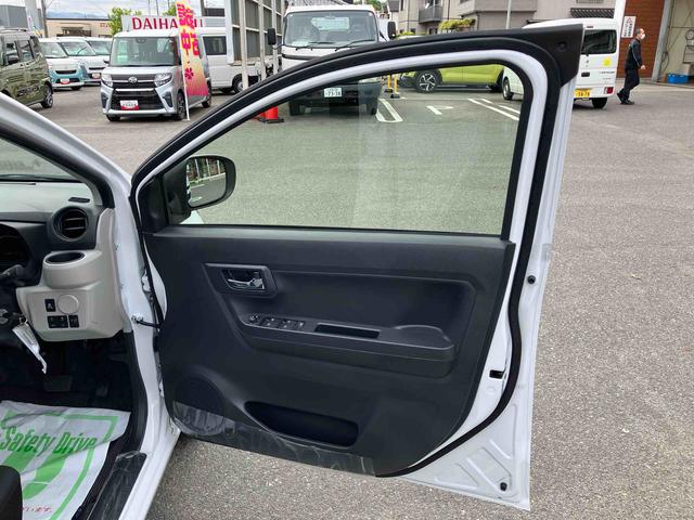 ミライースＸ　ＳＡIII２ＷＤ　ＣＶＴ　６６０ｃｃ　ＣＤオーディオ　衝突被害軽減ブレーキ　横滑り防止装置　ＡＢＳ　アイドリングストップ　マニュアルエアコン　パワーステアリング　電動格納ドアミラー　オートライト（福島県）の中古車
