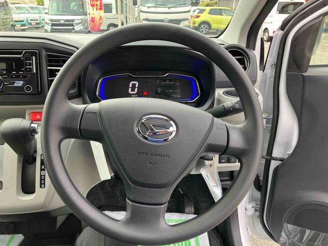 ミライースＸ　ＳＡIII２ＷＤ　ＣＶＴ　６６０ｃｃ　ＣＤオーディオ　衝突被害軽減ブレーキ　横滑り防止装置　ＡＢＳ　アイドリングストップ　マニュアルエアコン　パワーステアリング　電動格納ドアミラー　オートライト（福島県）の中古車