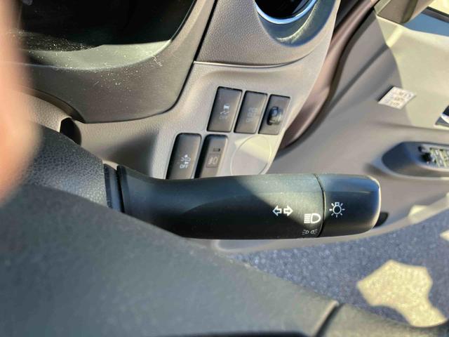 ミライースＸ　ＳＡ２ＷＤ　ＣＶＴ　６６０ｃｃ　衝突被害軽減ブレーキ　横滑り防止装置　ＡＢＳ　運転席・助手席エアバッグ　アイドリングストップ　キーレスエントリー　ワンオーナー車（福島県）の中古車