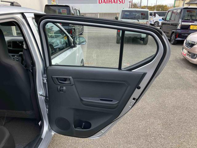 ミライースＬ　ＳＡIII２ＷＤ　ＣＶＴ　６６０ｃｃ　衝突被害軽減ブレーキ　横滑り防止装置　ＡＢＳ　アイドリングストップ　マニュアルエアコン　運転席・助手席エアバッグ（福島県）の中古車