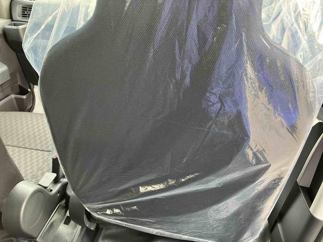 ハイゼットカーゴＤＸ４ＷＤ　ＣＶＴ　６６０ｃｃ　衝突被害軽減ブレーキ　横滑り防止装置　ＡＢＳ　アイドリングストップ　プッシュボタンスタート　両側スライドドア　マニュアルエアコン　パワーステアリング　届出済未使用車（福島県）の中古車