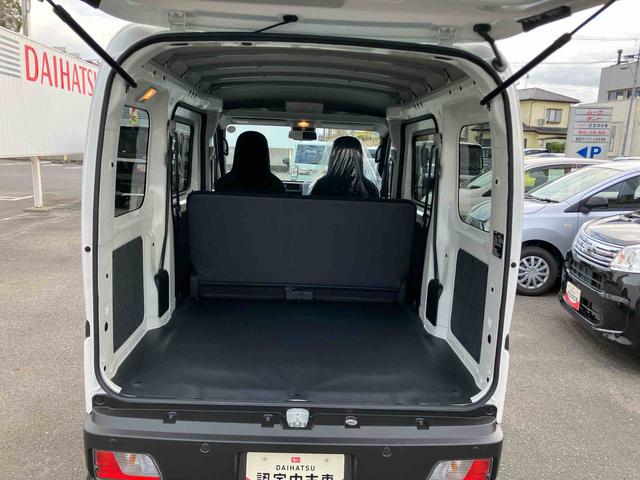 ハイゼットカーゴＤＸ４ＷＤ　ＣＶＴ　６６０ｃｃ　衝突被害軽減ブレーキ　横滑り防止装置　ＡＢＳ　アイドリングストップ　プッシュボタンスタート　両側スライドドア　マニュアルエアコン　パワーステアリング　届出済未使用車（福島県）の中古車