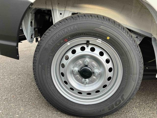 ハイゼットカーゴＤＸ４ＷＤ　ＣＶＴ　６６０ｃｃ　衝突被害軽減ブレーキ　横滑り防止装置　ＡＢＳ　アイドリングストップ　プッシュボタンスタート　両側スライドドア　マニュアルエアコン　パワーステアリング　届出済未使用車（福島県）の中古車