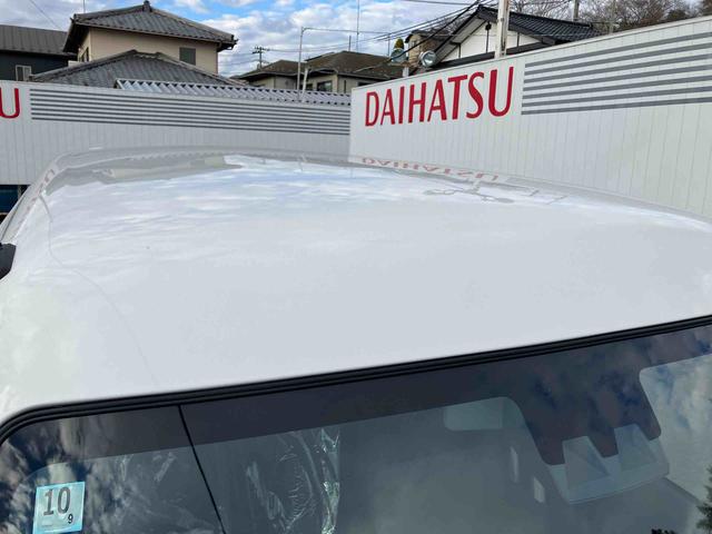 ハイゼットカーゴＤＸ４ＷＤ　ＣＶＴ　６６０ｃｃ　衝突被害軽減ブレーキ　横滑り防止装置　ＡＢＳ　アイドリングストップ　プッシュボタンスタート　両側スライドドア　マニュアルエアコン　パワーステアリング　届出済未使用車（福島県）の中古車