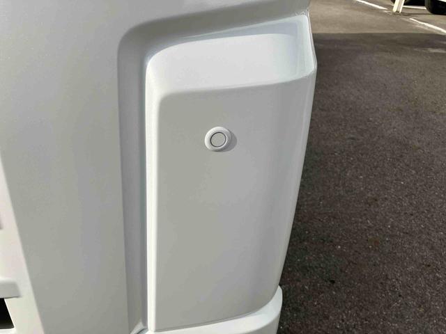 ハイゼットカーゴクルーズターボ４ＷＤ　ＣＶＴ　６６０ｃｃ　両側スライドドア　衝突被害軽減ブレーキ　横滑り防止装置　ＡＢＳ　アイドリングストップ　プッシュボタンスタート　リヤヒーター　前席パワーウィンドウ　届出済未使用車（福島県）の中古車