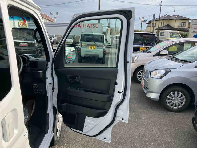 ハイゼットカーゴクルーズターボ４ＷＤ　ＣＶＴ　６６０ｃｃ　両側スライドドア　衝突被害軽減ブレーキ　横滑り防止装置　ＡＢＳ　アイドリングストップ　プッシュボタンスタート　リヤヒーター　前席パワーウィンドウ　届出済未使用車（福島県）の中古車
