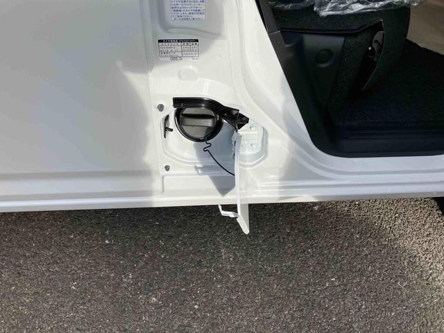 ハイゼットカーゴクルーズターボ４ＷＤ　ＣＶＴ　６６０ｃｃ　両側スライドドア　衝突被害軽減ブレーキ　横滑り防止装置　ＡＢＳ　アイドリングストップ　プッシュボタンスタート　リヤヒーター　前席パワーウィンドウ　届出済未使用車（福島県）の中古車