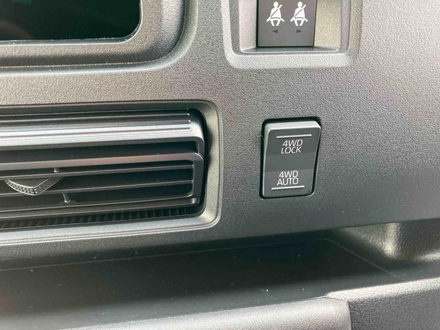 ハイゼットカーゴクルーズターボ４ＷＤ　ＣＶＴ　６６０ｃｃ　両側スライドドア　衝突被害軽減ブレーキ　横滑り防止装置　ＡＢＳ　アイドリングストップ　プッシュボタンスタート　リヤヒーター　前席パワーウィンドウ　届出済未使用車（福島県）の中古車