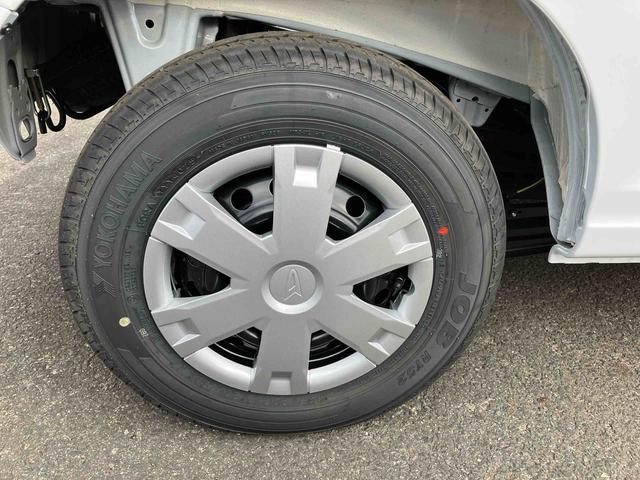 ハイゼットカーゴクルーズターボ４ＷＤ　ＣＶＴ　６６０ｃｃ　両側スライドドア　衝突被害軽減ブレーキ　横滑り防止装置　ＡＢＳ　アイドリングストップ　プッシュボタンスタート　リヤヒーター　前席パワーウィンドウ　届出済未使用車（福島県）の中古車