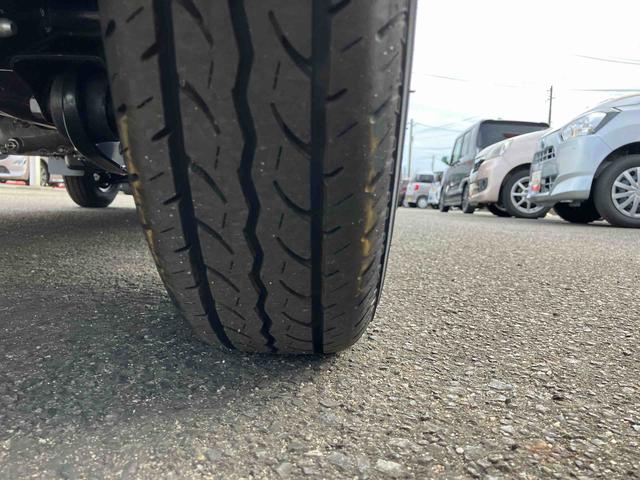 ハイゼットカーゴクルーズターボ４ＷＤ　ＣＶＴ　６６０ｃｃ　両側スライドドア　衝突被害軽減ブレーキ　横滑り防止装置　ＡＢＳ　アイドリングストップ　プッシュボタンスタート　リヤヒーター　前席パワーウィンドウ　届出済未使用車（福島県）の中古車