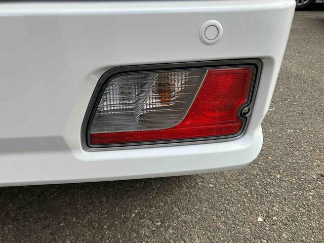 ハイゼットカーゴクルーズターボ４ＷＤ　ＣＶＴ　６６０ｃｃ　両側スライドドア　衝突被害軽減ブレーキ　横滑り防止装置　ＡＢＳ　アイドリングストップ　プッシュボタンスタート　リヤヒーター　前席パワーウィンドウ　届出済未使用車（福島県）の中古車