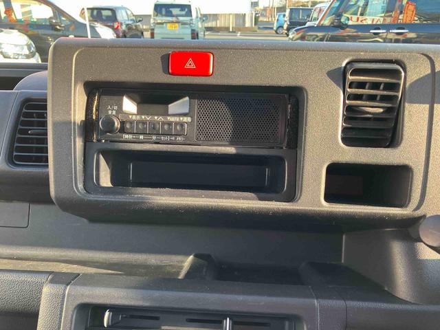 ハイゼットトラックスタンダード　４ＷＤ４ＷＤ　ＣＶＴ　６６０ｃｃ　５速マニュアル　三方開　運転席エアバッグ　エアコン　パワーステアリング（福島県）の中古車