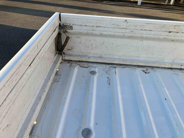 ハイゼットトラックスタンダード　４ＷＤ４ＷＤ　ＣＶＴ　６６０ｃｃ　５速マニュアル　三方開　運転席エアバッグ　エアコン　パワーステアリング（福島県）の中古車