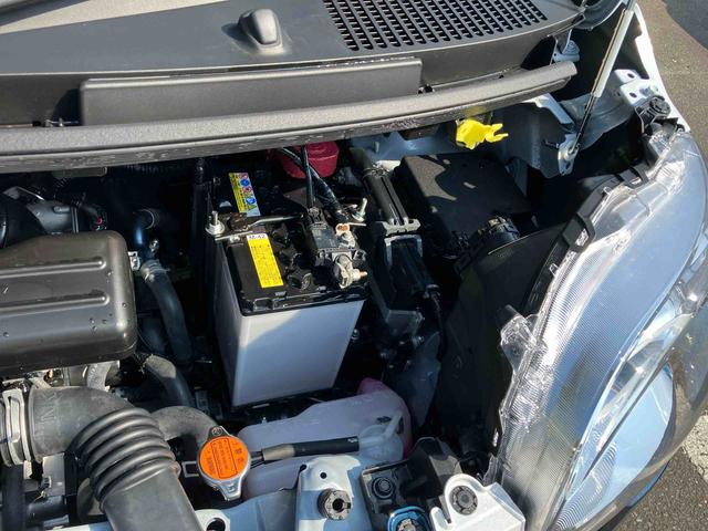 ムーヴキャンバスストライプスＧ２ＷＤ　ＣＶＴ　６６０ｃｃ　衝突被害軽減ブレーキ　横滑り防止機能　電動パーキングブレーキ　両側電動スライドドア　前席シートヒーター　アイドリングストップ　プッシュボタンスタート（福島県）の中古車