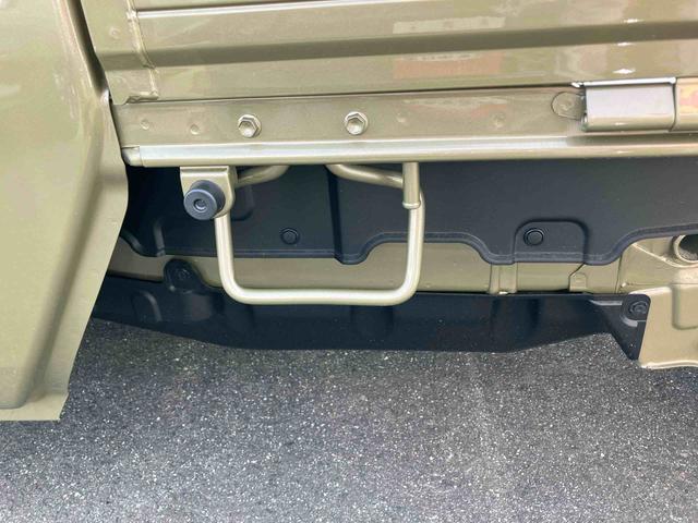 ハイゼットトラックジャンボエクストラ４ＷＤ　ＭＴ　６６０ｃｃ　衝突被害軽減ブレーキ　横滑り防止機能　コーナーセンサー　アイドリングストップ　プッシュボタンスタート　オートライト　マニュアルエアコン　フォグランプ　ＬＥＤヘッドライト（福島県）の中古車