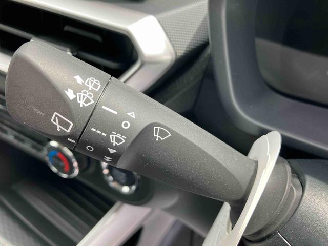 ロッキープレミアムＧ４ＷＤ　ＣＶＴ　１０００ｃｃ　クルーズコントロール　ナビ　全方位モニター　ドライブレコーダー　衝突被害軽減ブレーキ　横滑り防止装置　ＡＢＳ　アイドリングストップ　プッシュボタンスタート　シートヒーター（福島県）の中古車