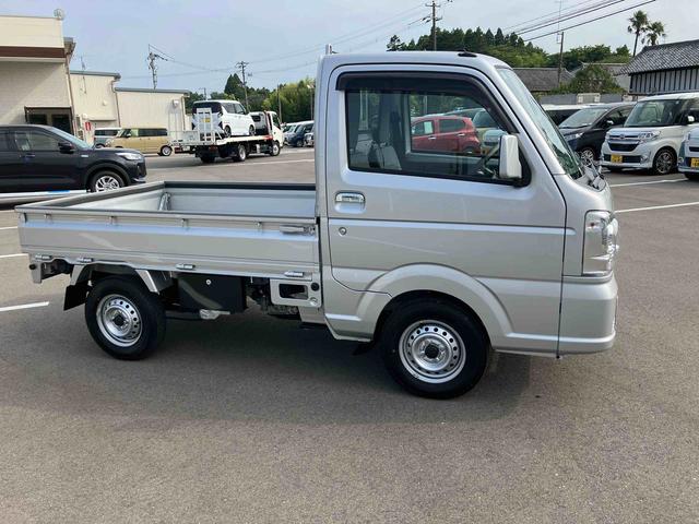 キャリイトラックＫＣスペシャルパートタイム４ＷＤ　６６０ｃｃ　フロア４ＡＴ　デュアルカメラブレーキサポート　運転席・助手席エアバッグ　カーナビ　バックモニター　アイドリングストップ　マニュアルエアコン　パワーウィンドウ（福島県）の中古車