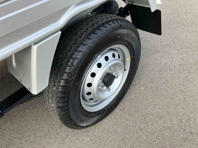 キャリイトラックＫＣスペシャルパートタイム４ＷＤ　６６０ｃｃ　フロア４ＡＴ　デュアルカメラブレーキサポート　運転席・助手席エアバッグ　カーナビ　バックモニター　アイドリングストップ　マニュアルエアコン　パワーウィンドウ（福島県）の中古車