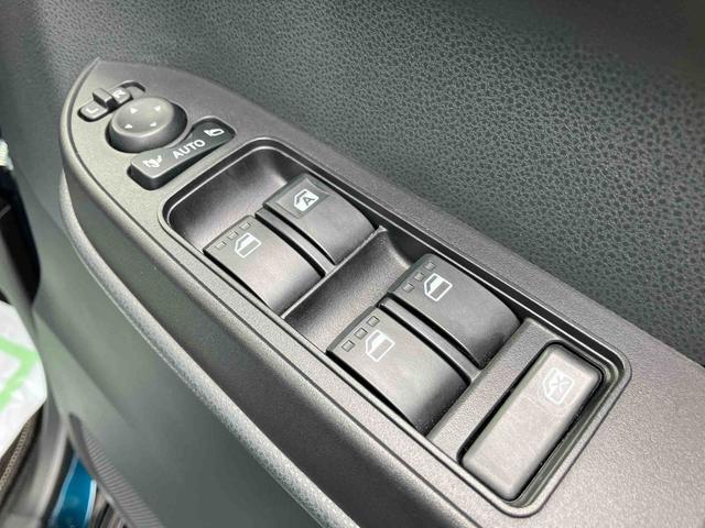 タントカスタムＸ２ＷＤ　ＣＶＴ　６６０ｃｃ　ナビ　全方位モニター　ＥＴＣ車載器　衝突被害軽減ブレーキ　横滑り防止装置　ＡＢＳ　両側電動スライドドア　アイドリングストップ　プッシュボタンスタート　前席シートヒーター（福島県）の中古車