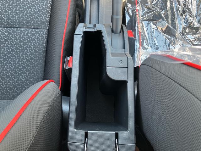 ロッキーＧ２ＷＤ　ＣＶＴ　１０００ｃｃ　ナビ　バックモニター　ＥＴＣ車載器　クルーズコントロール　衝突被害軽減ブレーキ　横滑り防止装置　ＡＢＳ　アイドリングストップ　プッシュボタンスタート　前席シートヒーター（福島県）の中古車