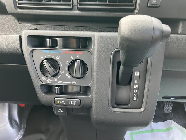 ハイゼットカーゴＤＸ４ＷＤ　ＣＶＴ　６６０ｃｃ　衝突被害軽減ブレーキ　横滑り防止装置　ＡＢＳ　運転席・助手席エアバッグ　アイドリングストップ　両側スライドドア　マニュアルエアコン　リヤヒーター　届出済未使用車（福島県）の中古車