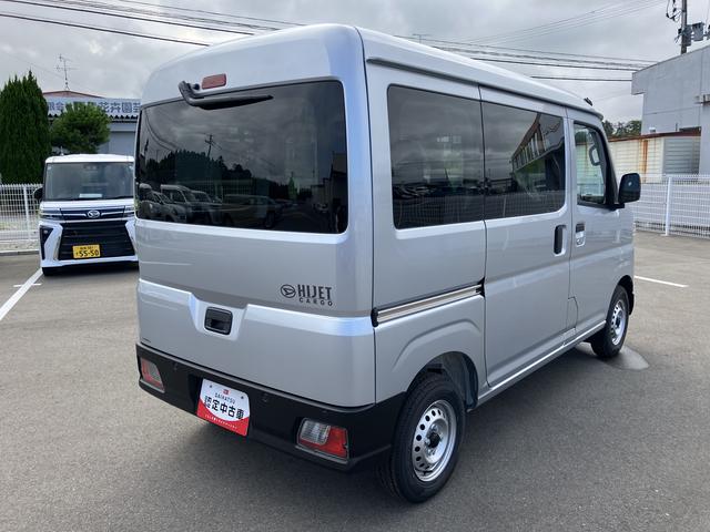 ハイゼットカーゴＤＸ４ＷＤ　ＣＶＴ　６６０ｃｃ　衝突被害軽減ブレーキ　横滑り防止装置　ＡＢＳ　運転席・助手席エアバッグ　アイドリングストップ　両側スライドドア　マニュアルエアコン　リヤヒーター　届出済未使用車（福島県）の中古車