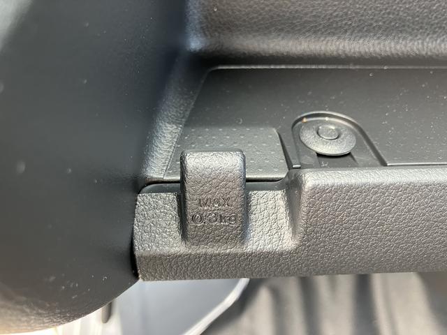 ハイゼットカーゴＤＸ４ＷＤ　ＣＶＴ　６６０ｃｃ　衝突被害軽減ブレーキ　横滑り防止装置　ＡＢＳ　運転席・助手席エアバッグ　アイドリングストップ　両側スライドドア　マニュアルエアコン　リヤヒーター　届出済未使用車（福島県）の中古車