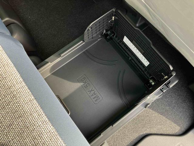 ムーヴキャンバスストライプスＧ２ＷＤ　ＣＶＴ　６６０ｃｃ　両側電動スライドドア　衝突被害軽減ブレーキ　横滑り防止装置　ＡＢＳ　サイドエアバッグ　ベンチシート　オートエアコン　アイドリングストップ　プッシュボタンスタート（福島県）の中古車