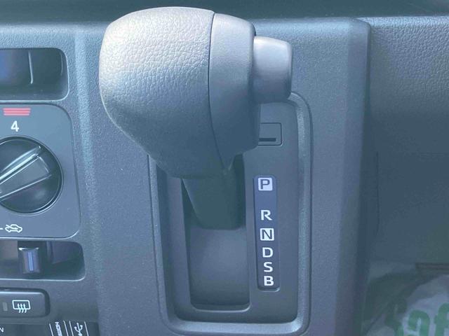 ハイゼットカーゴクルーズターボ　届出済未使用車４ＷＤ　ＣＶＴ　６６０ｃｃ　ディスプレイオーディオ　バックモニター　衝突被害軽減ブレーキ　横滑り防止装置　ＡＢＳ　アイドリングストップ　プッシュボタンスタート　マニュアルエアコン　リヤヒーター（福島県）の中古車