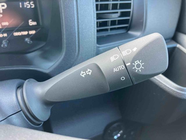 ハイゼットカーゴクルーズターボ　届出済未使用車４ＷＤ　ＣＶＴ　６６０ｃｃ　ディスプレイオーディオ　バックモニター　衝突被害軽減ブレーキ　横滑り防止装置　ＡＢＳ　アイドリングストップ　プッシュボタンスタート　マニュアルエアコン　リヤヒーター（福島県）の中古車