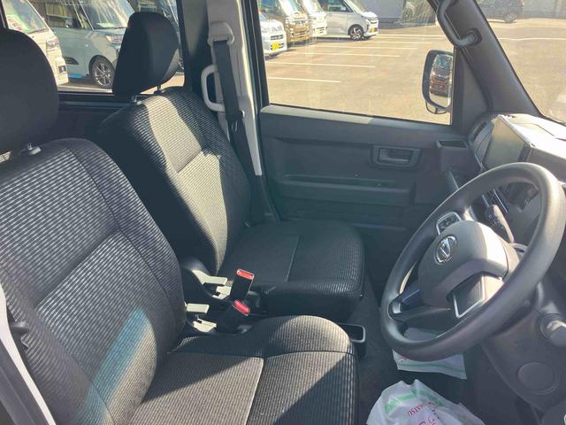 ハイゼットカーゴクルーズターボ　届出済未使用車４ＷＤ　ＣＶＴ　６６０ｃｃ　ディスプレイオーディオ　バックモニター　衝突被害軽減ブレーキ　横滑り防止装置　ＡＢＳ　アイドリングストップ　プッシュボタンスタート　マニュアルエアコン　リヤヒーター（福島県）の中古車