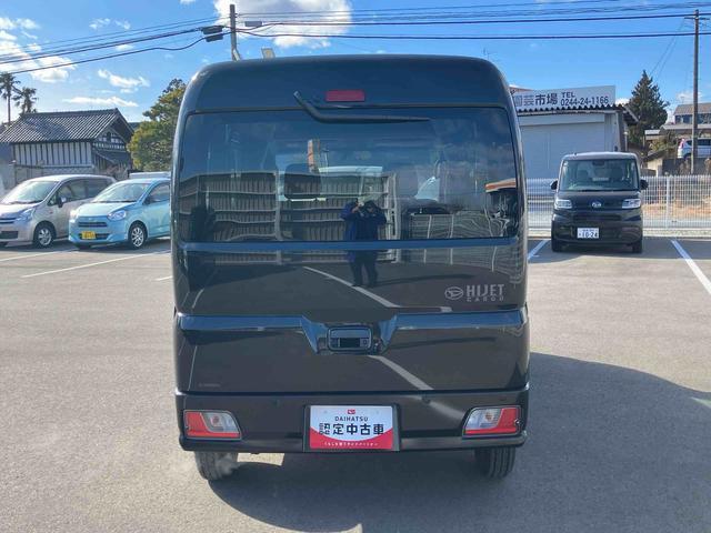 ハイゼットカーゴクルーズターボ　届出済未使用車４ＷＤ　ＣＶＴ　６６０ｃｃ　ディスプレイオーディオ　バックモニター　衝突被害軽減ブレーキ　横滑り防止装置　ＡＢＳ　アイドリングストップ　プッシュボタンスタート　マニュアルエアコン　リヤヒーター（福島県）の中古車